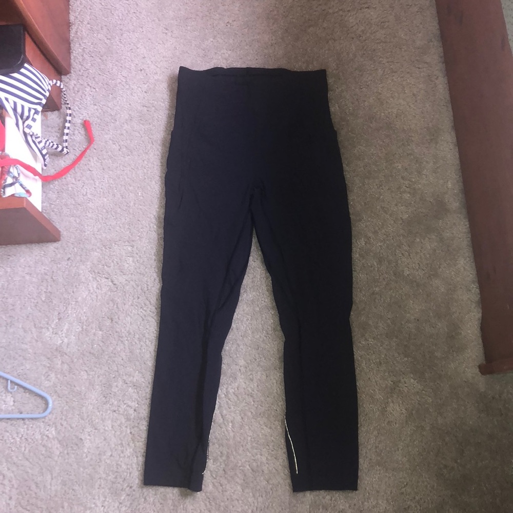 Lululemon navy blue leggings size 4